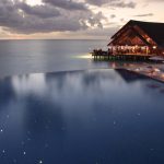 Anantara Dhigu Maldives Resort, beyaz kumlu plajları, nefes kesen manzaraları ve çeşitli lüks konaklama seçenekleriyle ideal bir Maldivler tatili sunar.