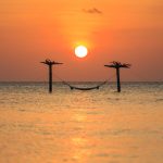 Anantara Dhigu Maldives Resort, beyaz kumlu plajları, nefes kesen manzaraları ve çeşitli lüks konaklama seçenekleriyle ideal bir Maldivler tatili sunar.