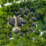 DusitD2 Maldives ile su üstü villalarda lüks ve huzuru yaşayın. Balayı çiftleri ve aileler için özel seçeneklerle Maldivler’in tadını çıkarın.