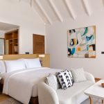 DusitD2 Maldives ile su üstü villalarda lüks ve huzuru yaşayın. Balayı çiftleri ve aileler için özel seçeneklerle Maldivler’in tadını çıkarın.