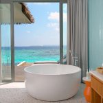 DusitD2 Maldives ile su üstü villalarda lüks ve huzuru yaşayın. Balayı çiftleri ve aileler için özel seçeneklerle Maldivler’in tadını çıkarın.